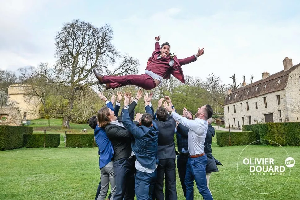Château de Vallery marié en l'air